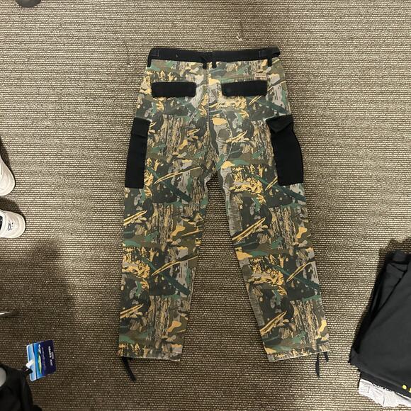 Camo Double Knees - Picture 2 of 3